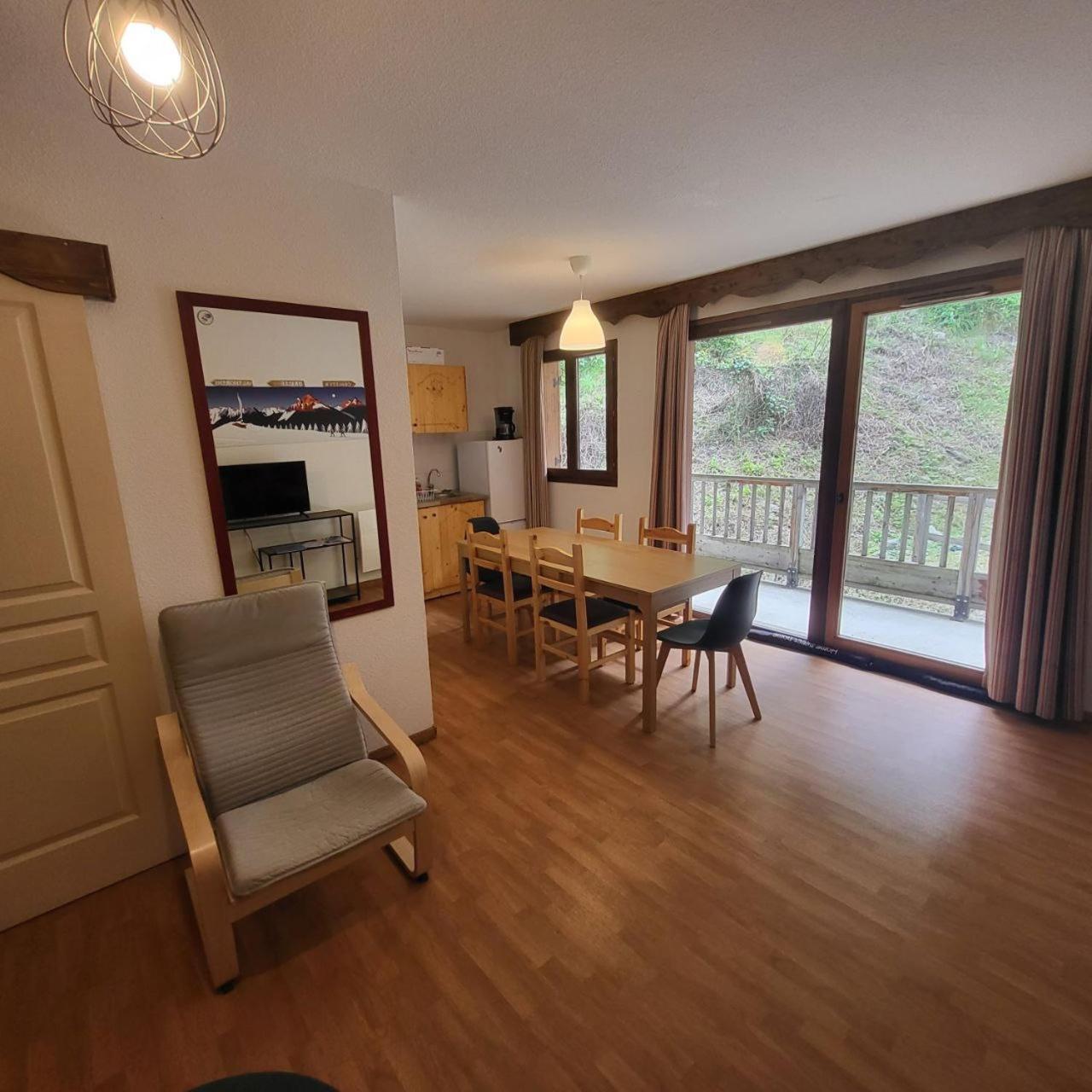 Appartements 3 Vallees, Piscine Et Sauna Orelle Zewnętrze zdjęcie